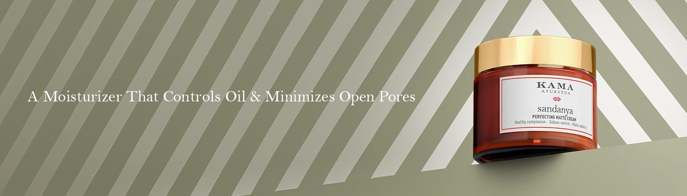 Finally, a Moisturizer That Controls Oil & Visibly Minimizes Open Pores